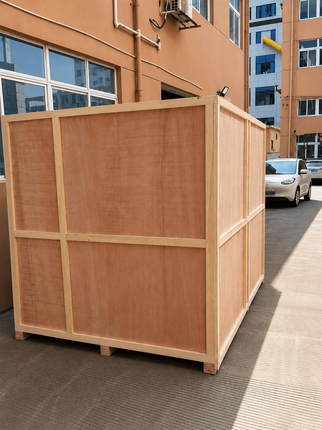 Reinforced Wooden Crate Protection
