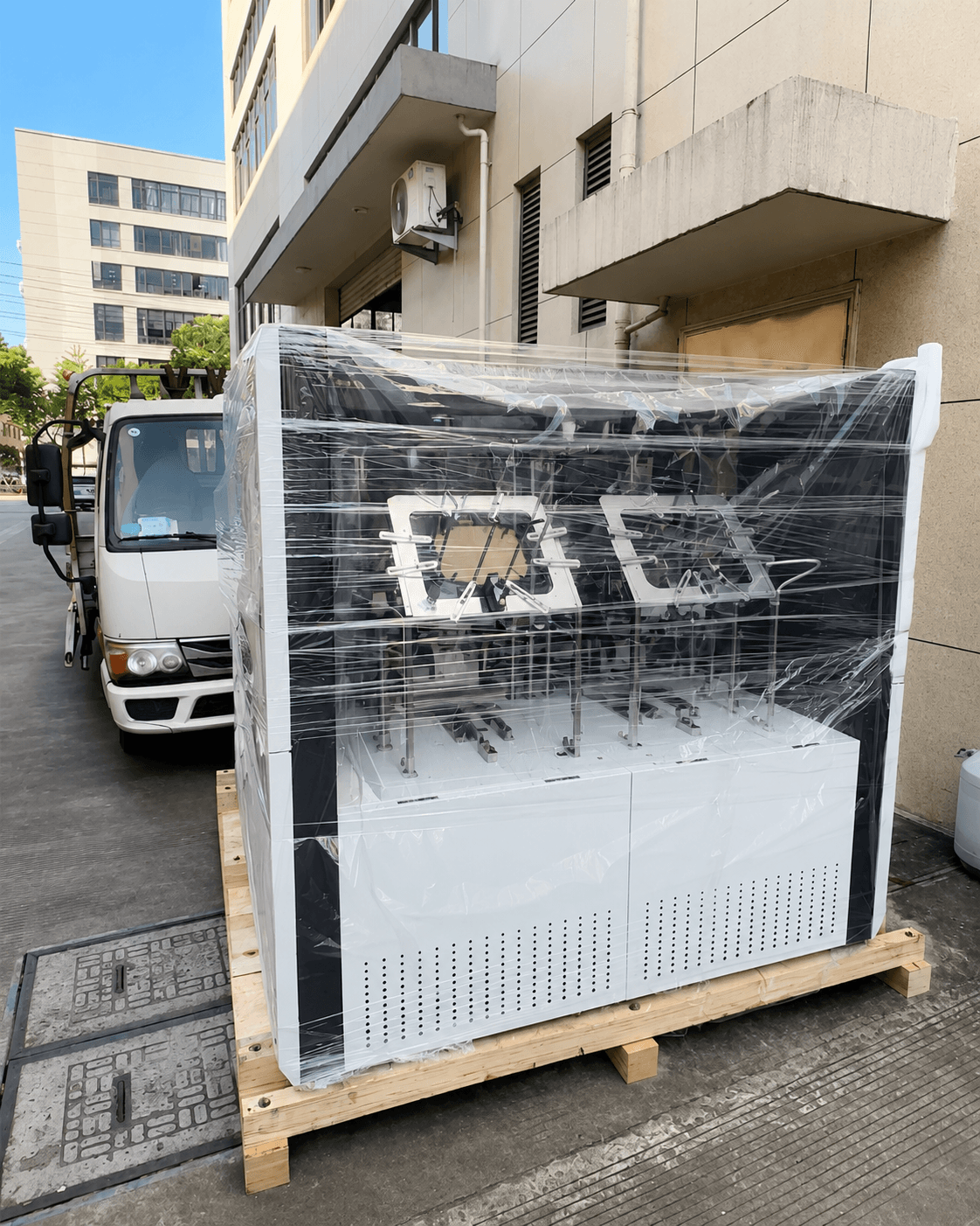 Protective Packaging Before Shipment